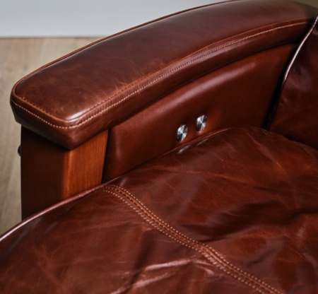 Массажное кресло Ogawa Cosmic Odyssey brown